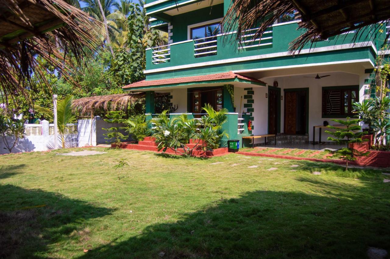 Green Nest Hostel, Baga- North Goa Arpora Ngoại thất bức ảnh